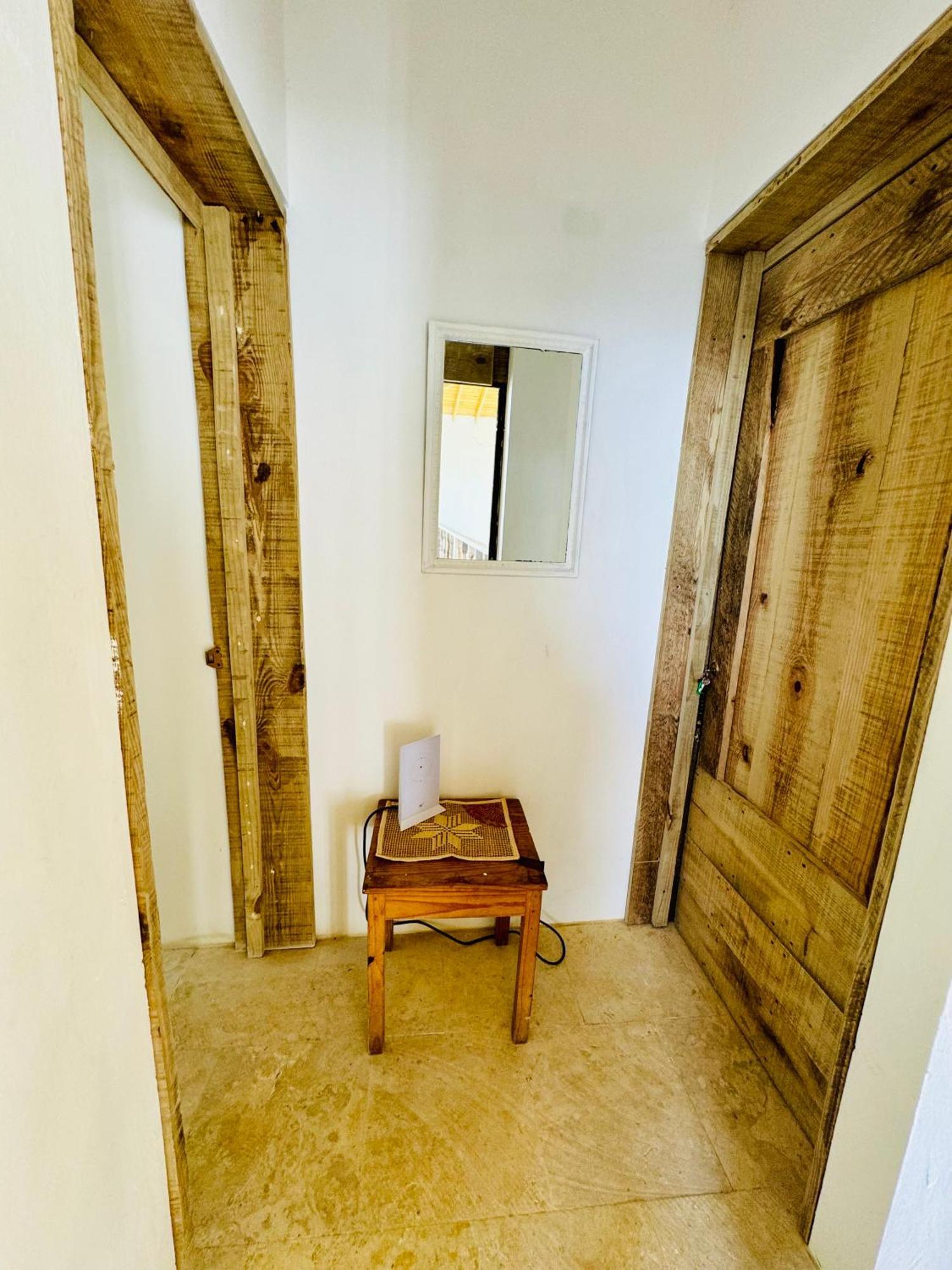 קברטה Suami S Room Casa Padura מראה חיצוני תמונה